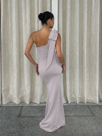 BOW THEA RUCHED FISHTAIL | OYSTER
